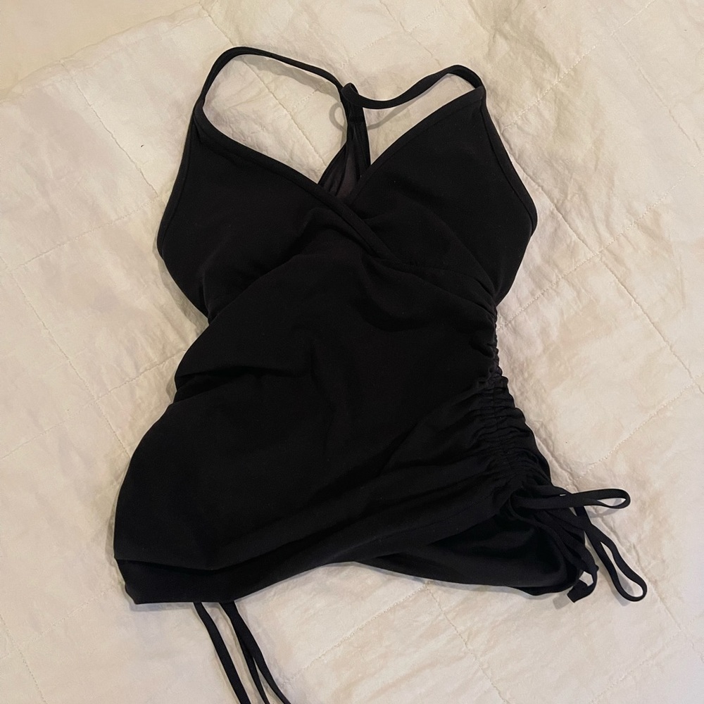 Lululemon scrunched tank top